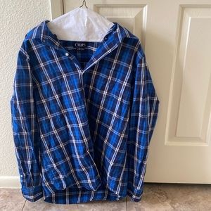 BRAND: Chaps Men’s long sleeve, blue plaid.